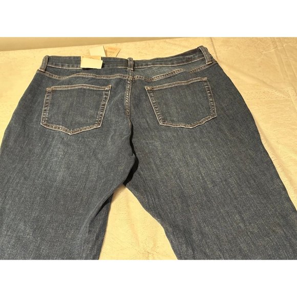St. Johns Bay Women Mid Rise Straight Leg Relaxed Jeans Girlfriend MWash Sz 14 - Picture 3 of 7